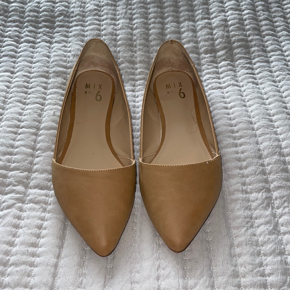 Size 7.5 medium beige flats